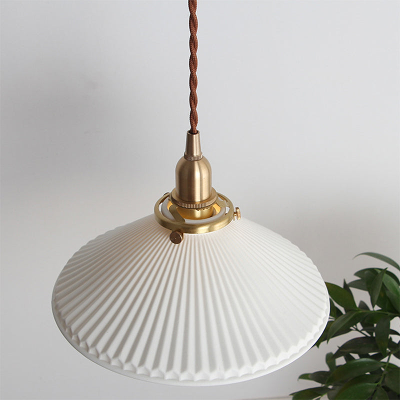 LumiBlanc - Suspension en Céramique Blanche à Abat-Jour Strié