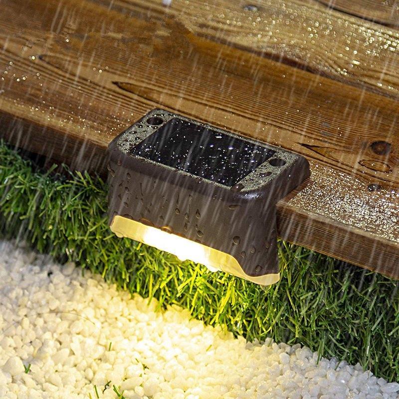 SolaStep | Lampes LED Solaires Étanches pour Escaliers