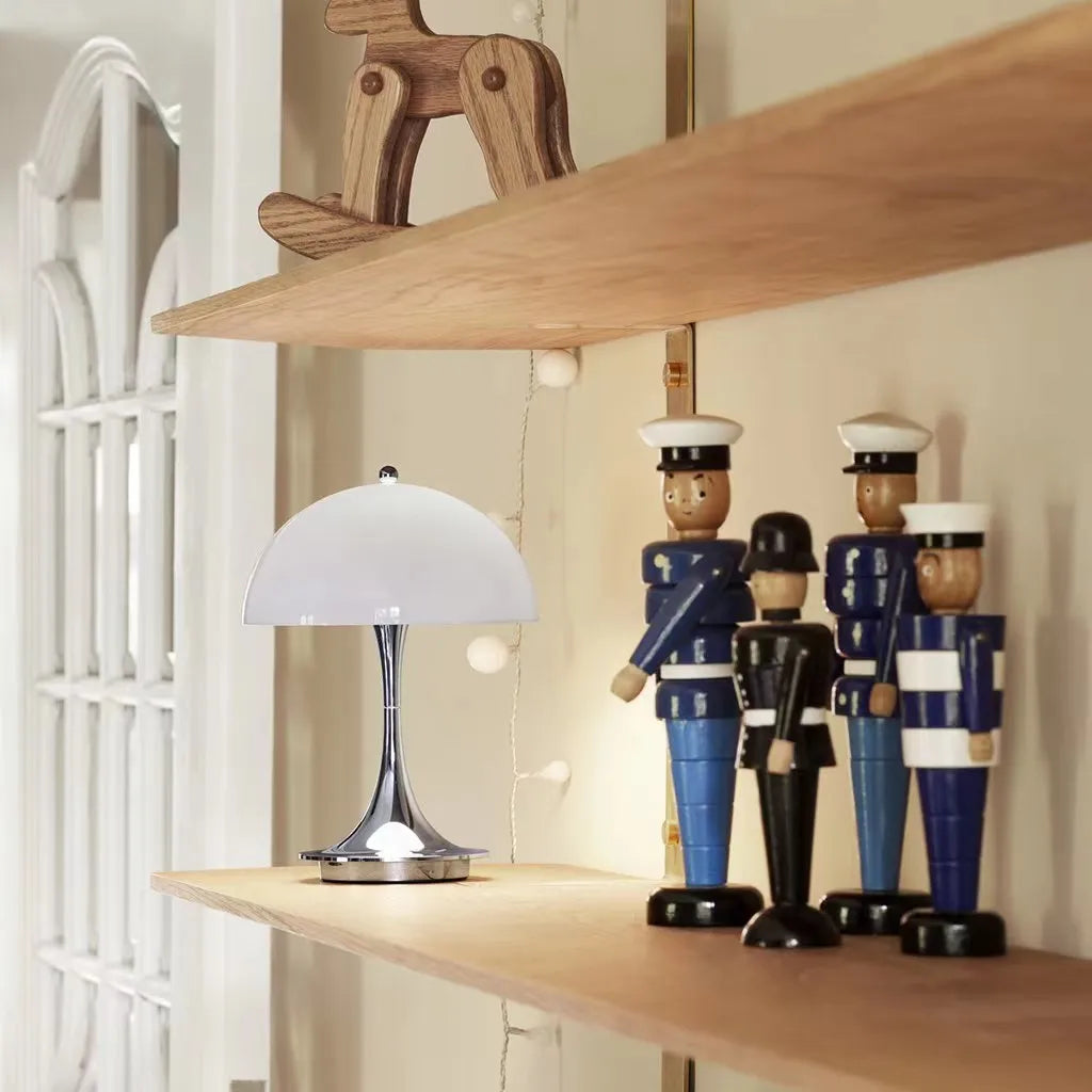 LumiAura | Lampe de Table LED Élégante pour Salon