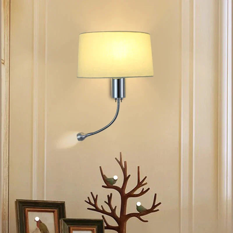 ApliLis - Applique Murale tête de lit Moderne en Tissu et métal avec liseuse